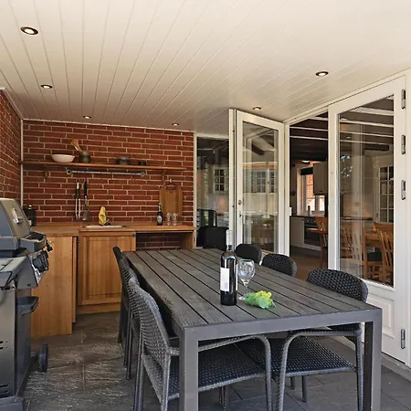 Holiday home In With Wifi *